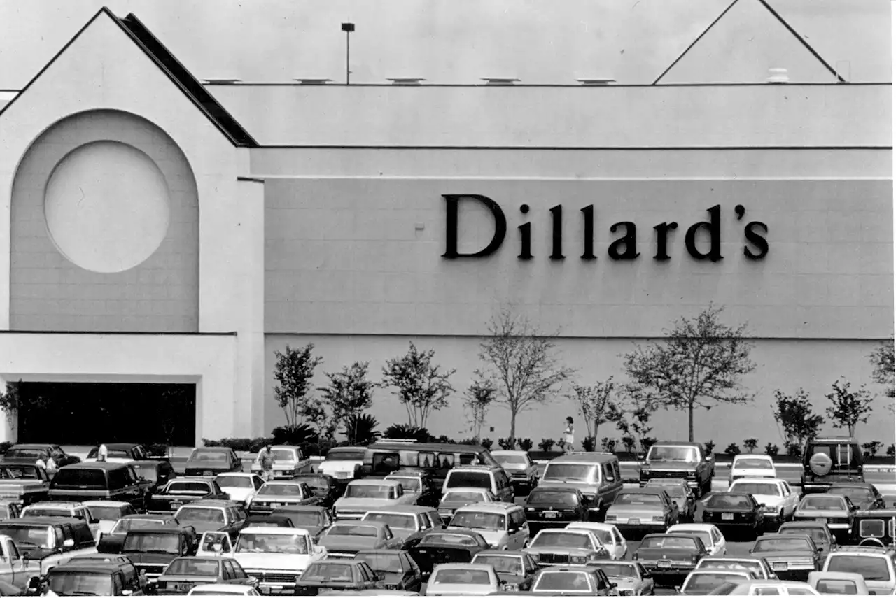 Dillard’s Posts Strong Year-End 2022 Results