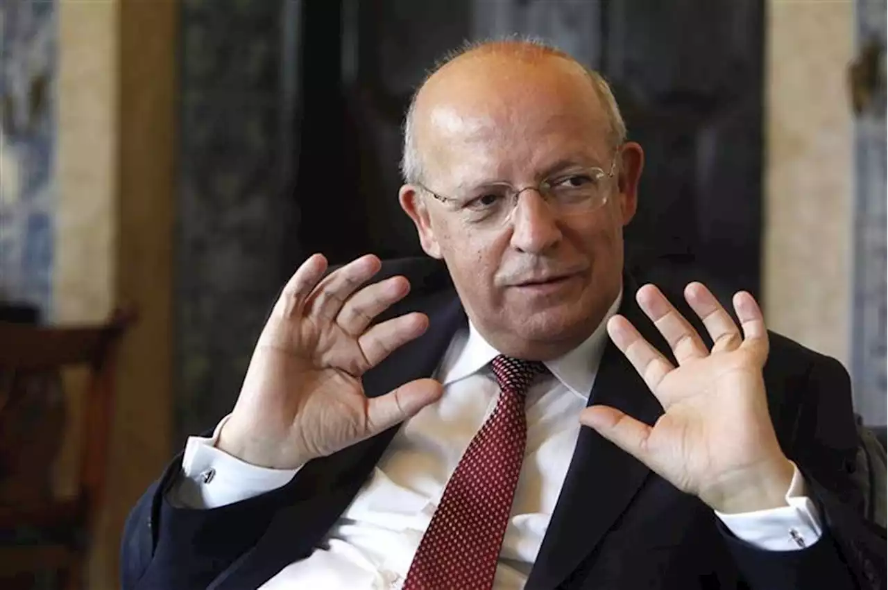 UE só avança com sanções à Rússia 'em reação a factos', diz Augusto Santos Silva