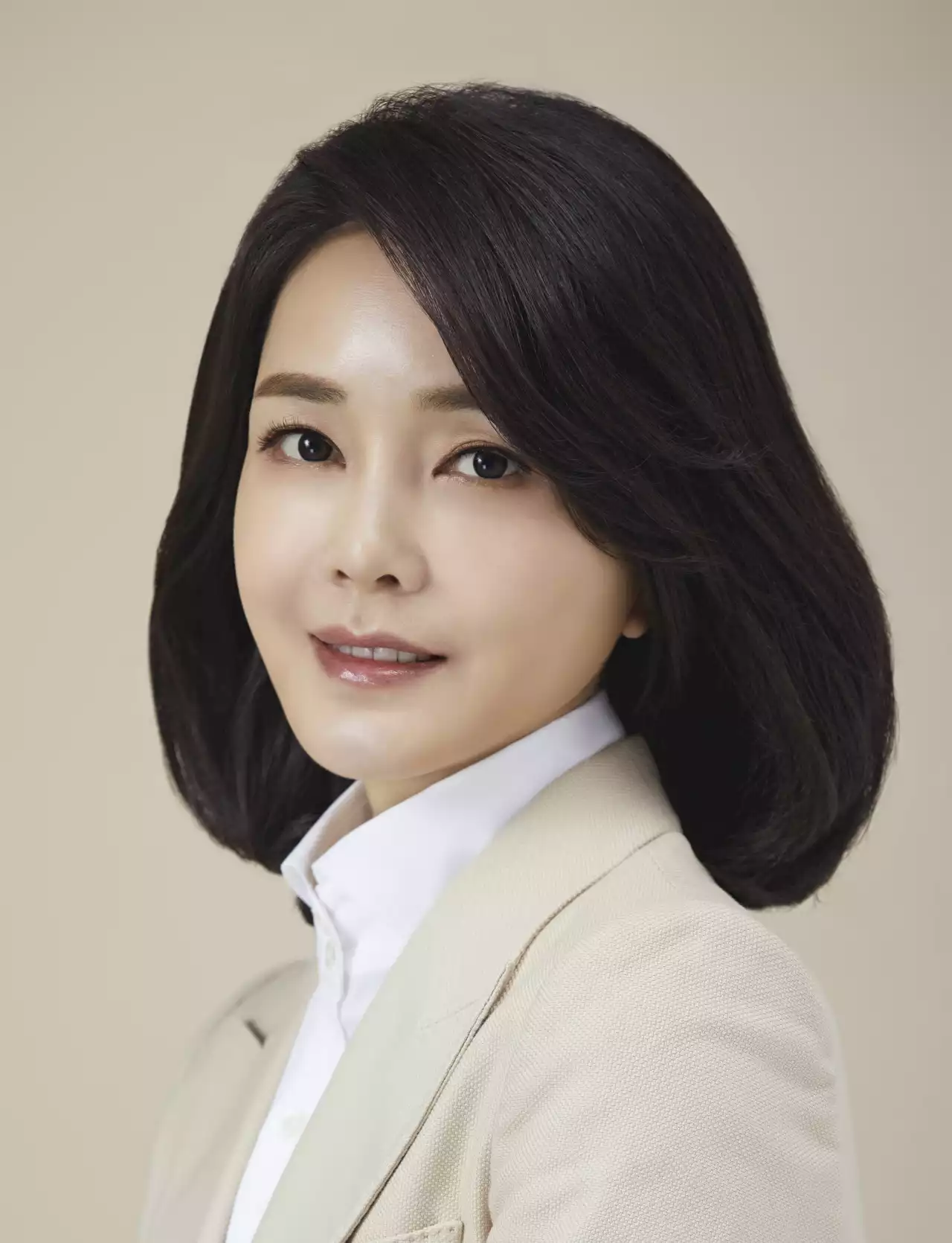 김건희, ‘도이치모터스 주가조작 계좌’ 4개 더 있었다