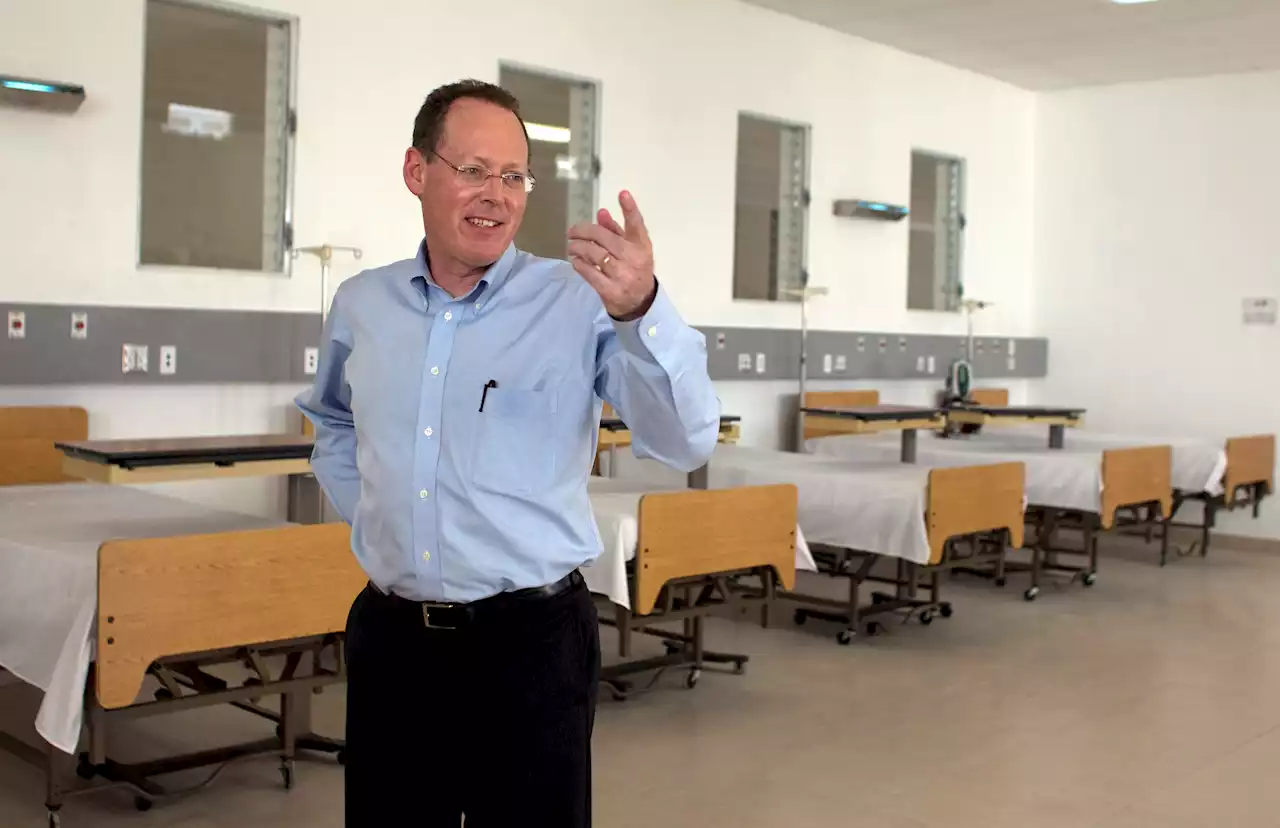 Dr. Paul Farmer, Global Humanitarian Leader, Dies at 62