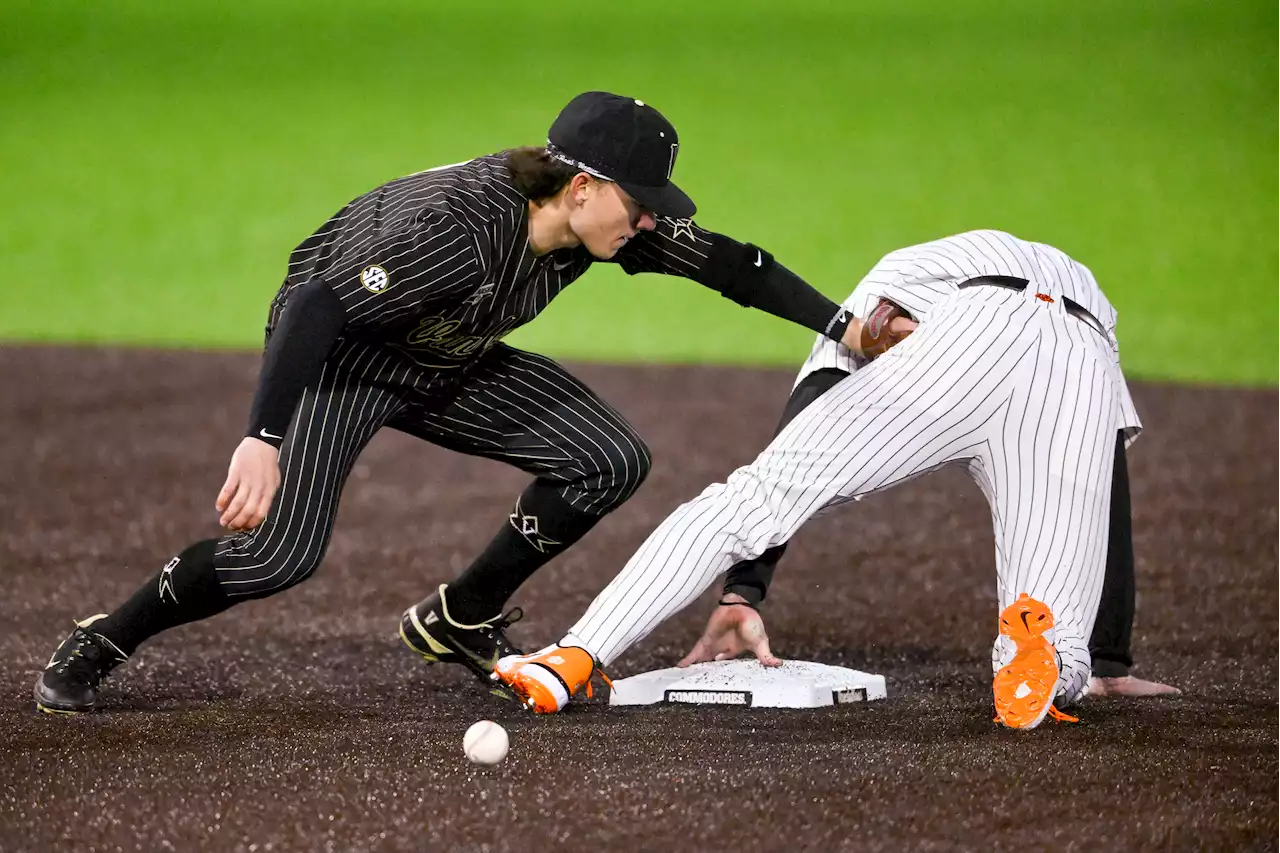 Watch-Like Device Helps College Pitchers Hide Signals, Improves Pace of Play