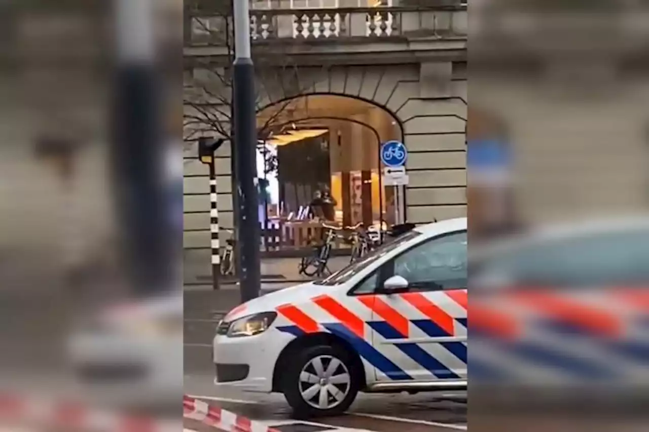 Man with gun takes hostage at Amsterdam Apple store, broadcaster reports
