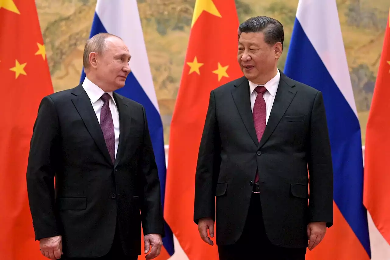 China keeps walking its tightrope between Russia and the West as tensions flare in Ukraine