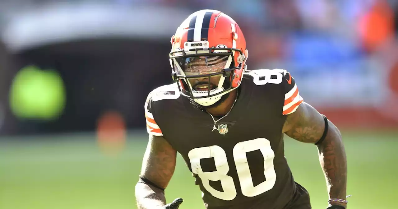 Browns WR Jarvis Landry posts about future in Cleveland on social media