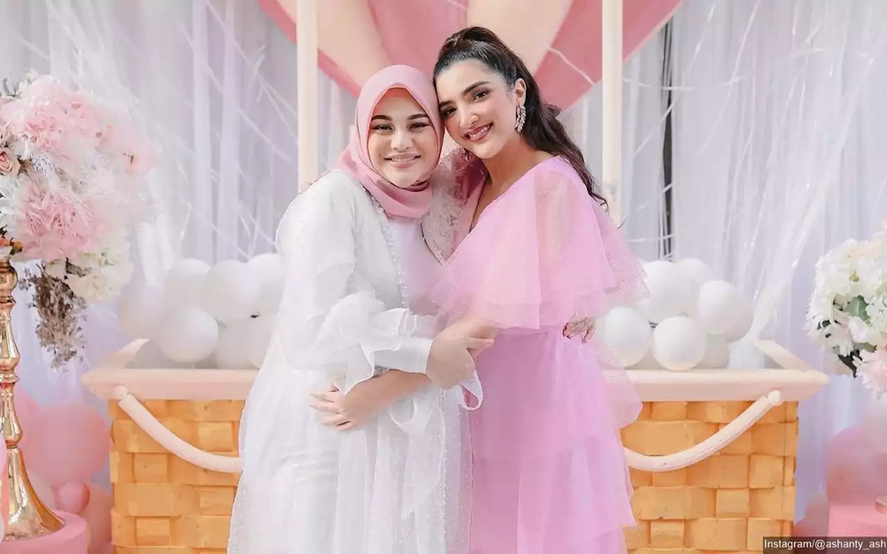 Baru Lahir, Putri Pertama Atta-Aurel Dapat Hadiah Seperangkat Perhiasan Lucu dari Ashanty