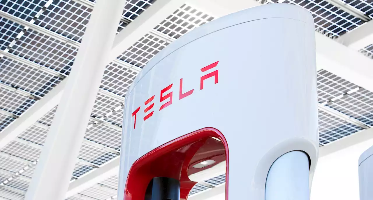 Tesla Accused Of Racism And Safety Violations In New Lawsuit | Carscoops