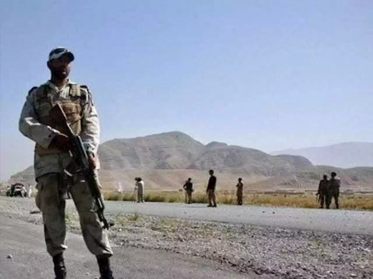 بلوچستان اور ڈی آئی خان میں سیکیورٹی فورسز کی کارروائیاں، 12 دہشت گرد ہلاک - ایکسپریس اردو