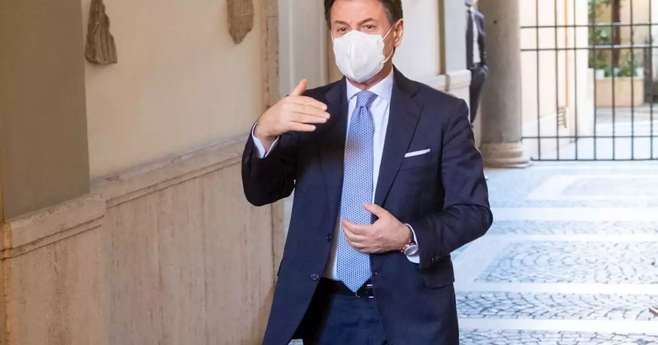 Giuseppe Conte a cena con Travaglio e Di Battista: 'Patto della Barchetta', il retroscena sulla mossa estrema del M5s