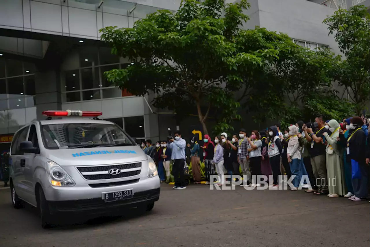 Satu Relawan RSDC Wisma Atlet Meninggal, Nakes Kembali dalam Ancaman |Republika Online