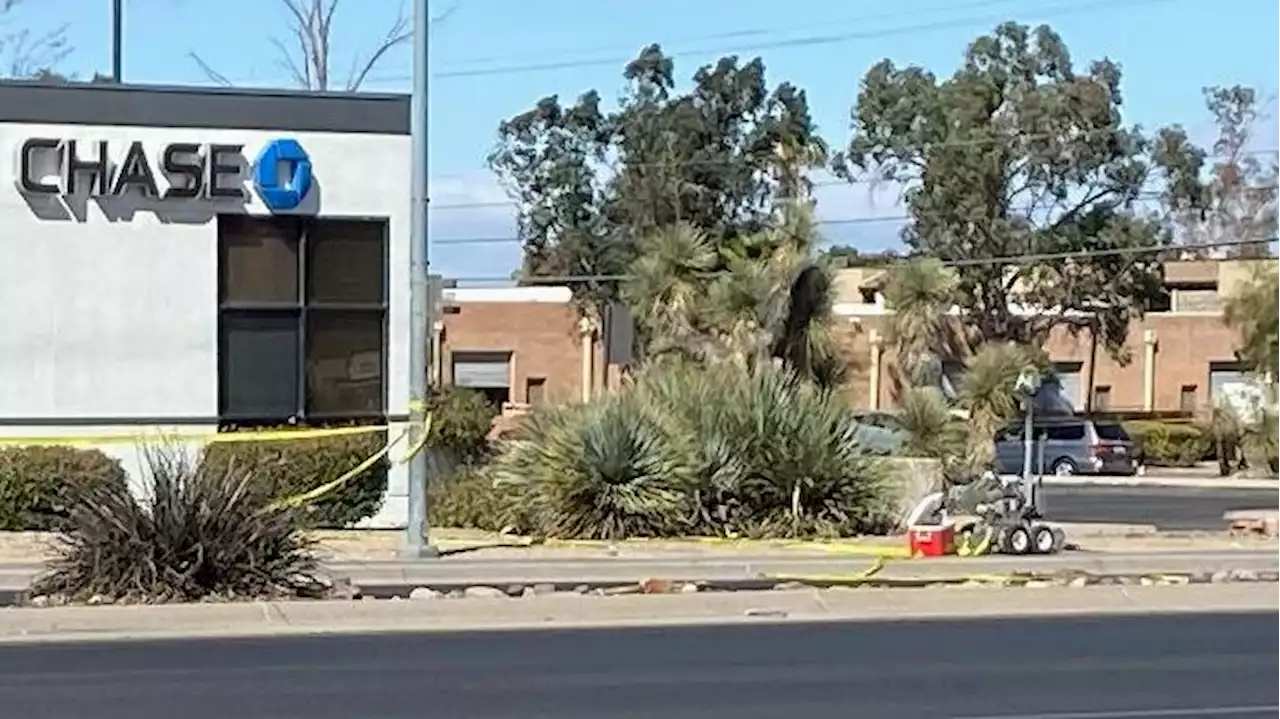 Possible hazmat situation shuts down Oracle Road on Tucson's north side