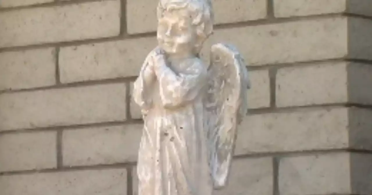 HOA fines senior citizen for angel statue on front porch