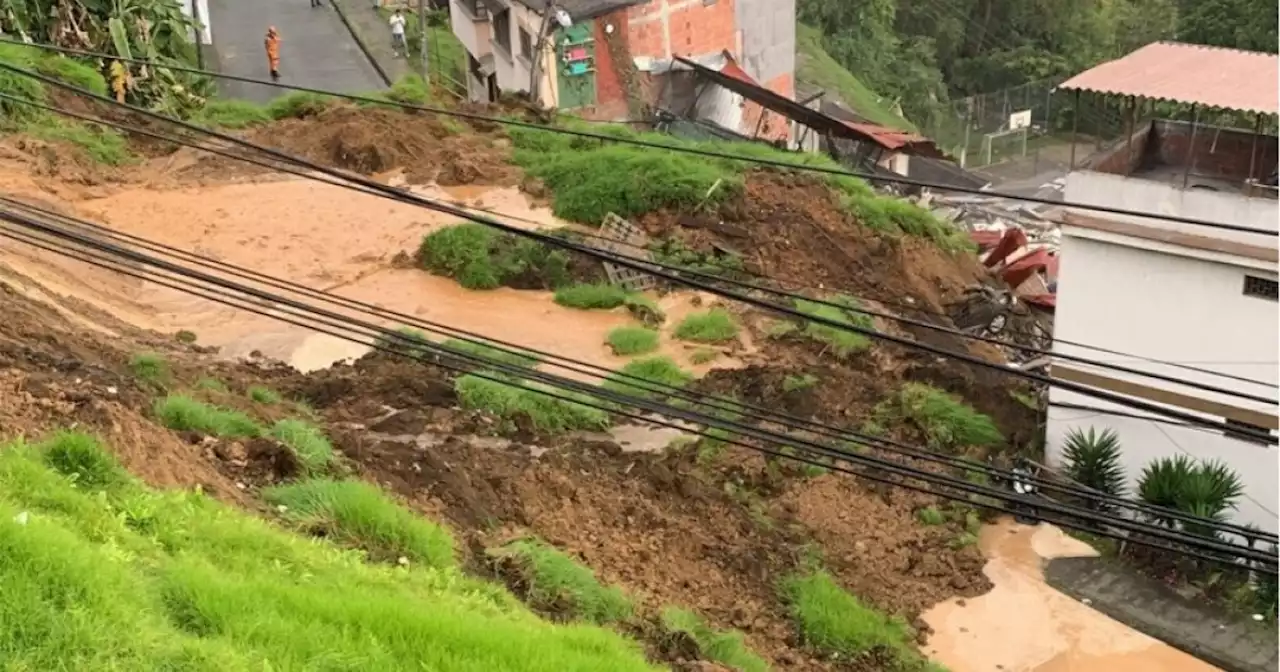 Deslizamiento en Manizales deja un desaparecido y varias viviendas afectadas