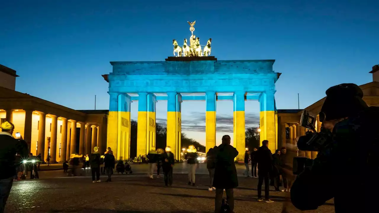 Es reicht nicht mehr aus, das Brandenburger Tor zu beleuchten!