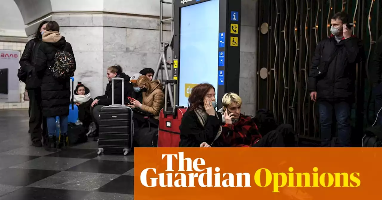 I’m in Kyiv and awake at the darkest hour – as Putin’s bombs rain down | Nataliya Gumenyuk