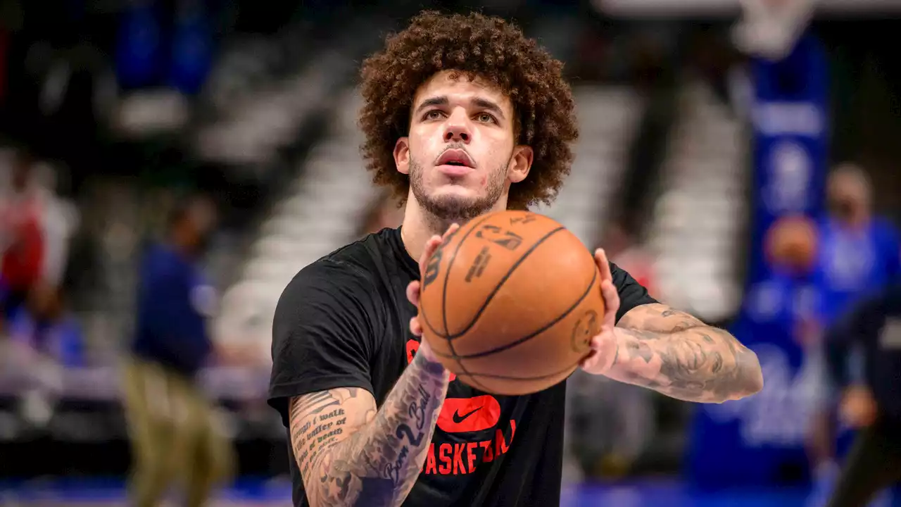 Bulls' Billy Donovan Gives Injury Updates on Lonzo Ball, Alex Caruso, and Patrick Williams