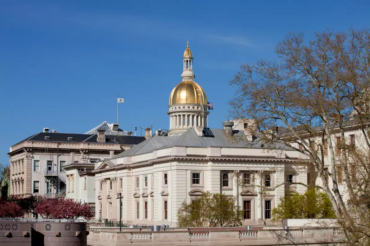 COVID-19 Shot Or Test Proof Mandate Ends at NJ Statehouse