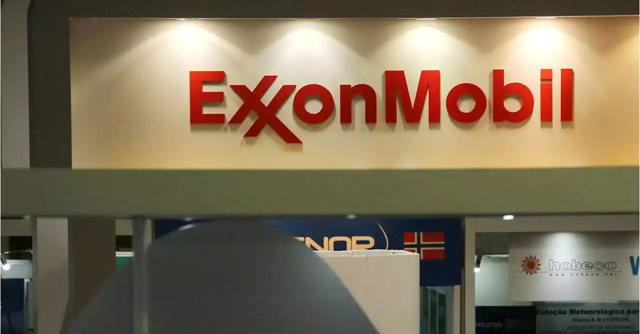 Exxon's workforce falls by 9,000 in 2021 amid cost cuts