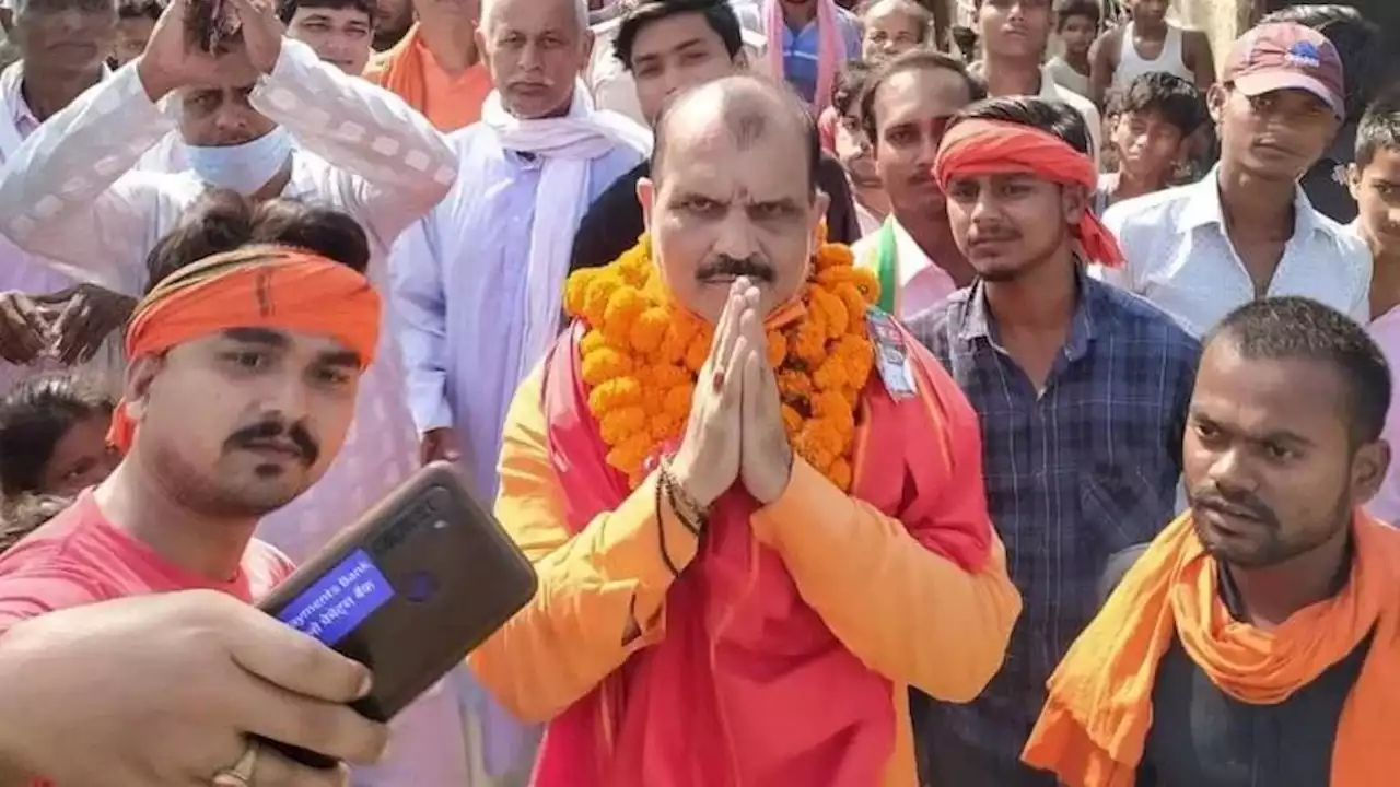 Bihar: 'मुस्लिमों से छीना जाए वोटिंग का अधिकार'...बीजेपी विधायक की मांग