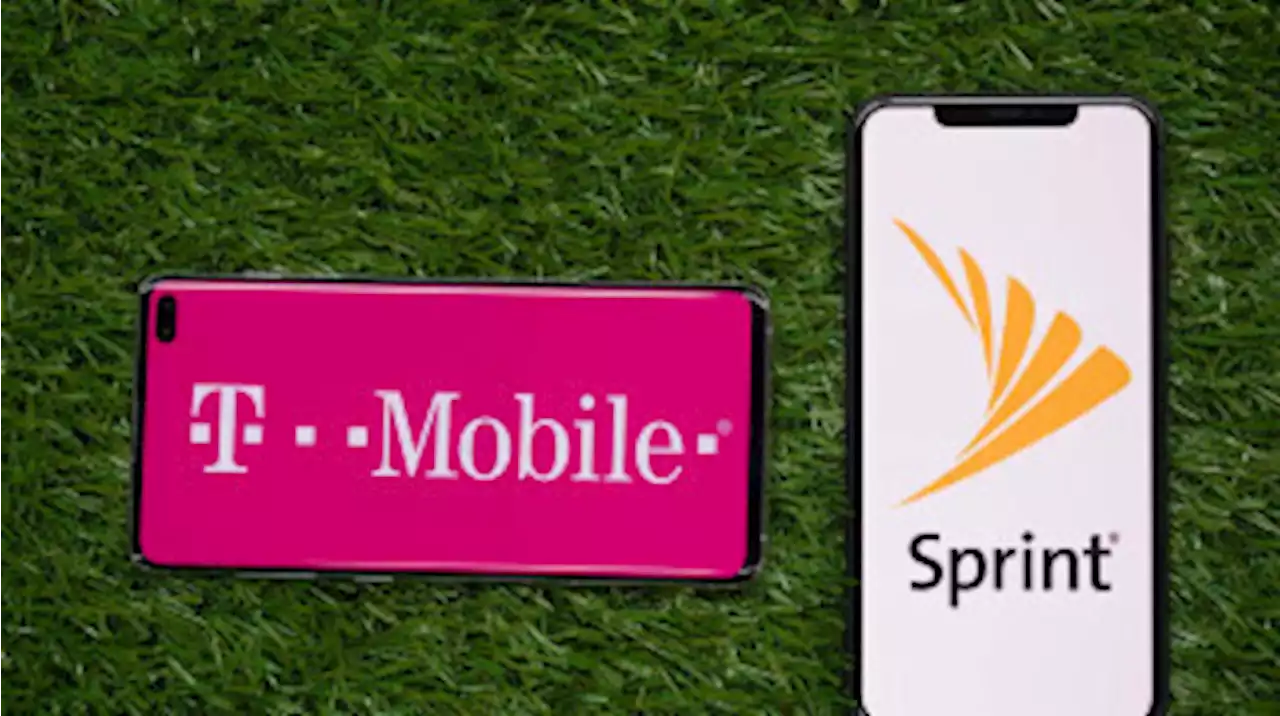 'Dishonest' T-Mobile sued by four former Sprint dealers