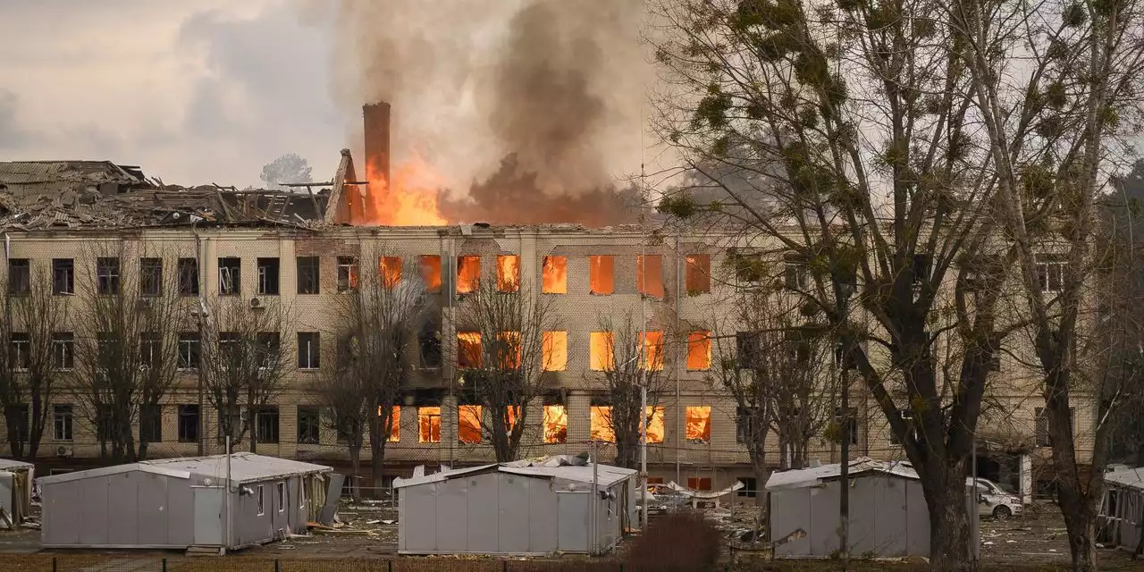 Ukrainian Capital Rocked by Explosions as Russia Intensifies Attack