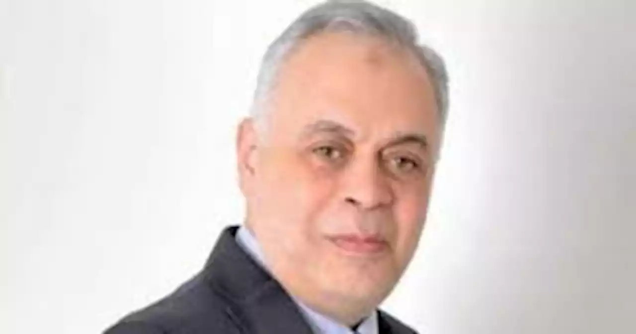 أشرف زكي يشكر الرئيس السيسي بعد قراره بعلاج سمير صبري - بوابة الأهرام