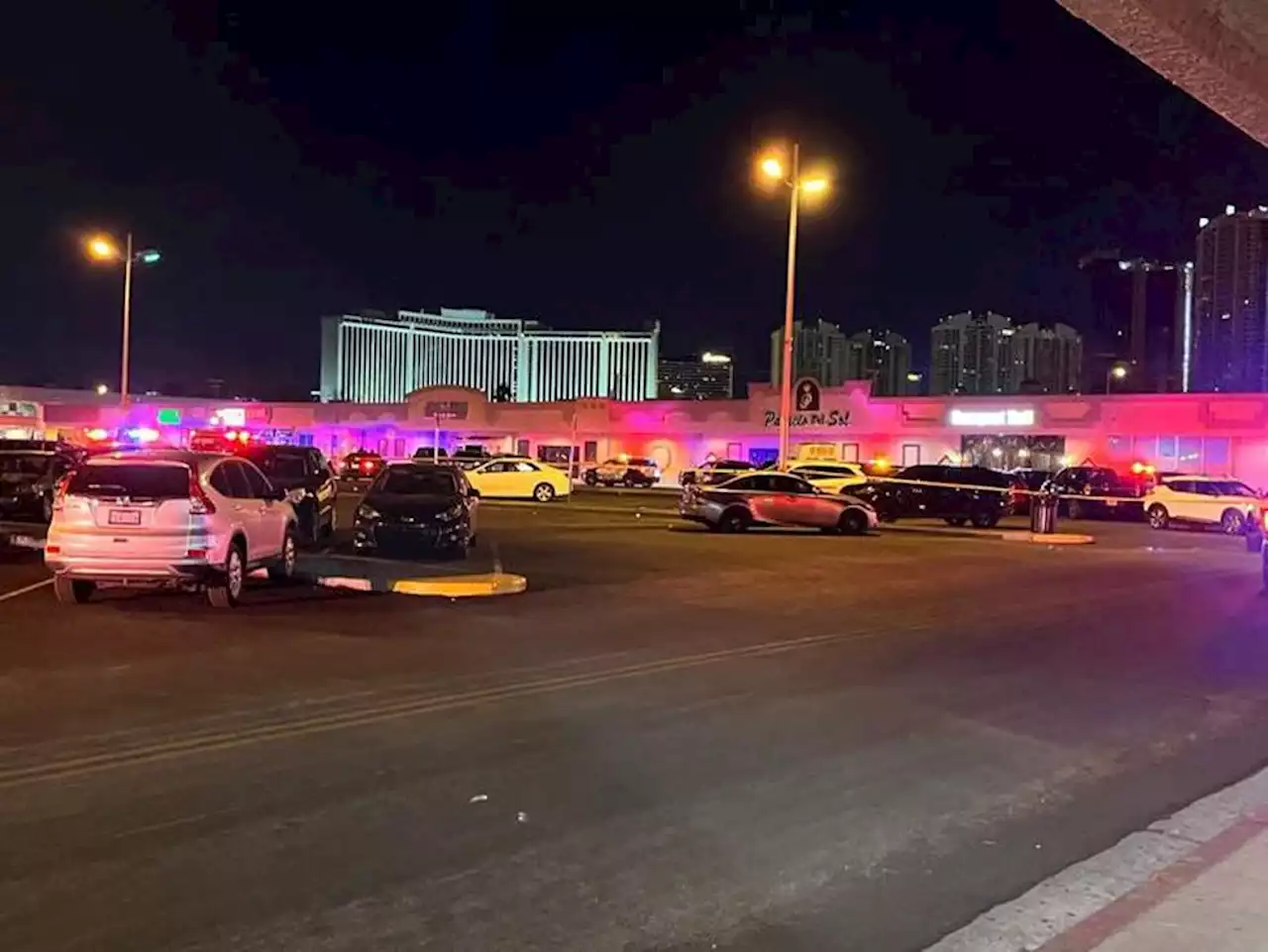 1 dead, 13 injured in Las Vegas hookah lounge shooting