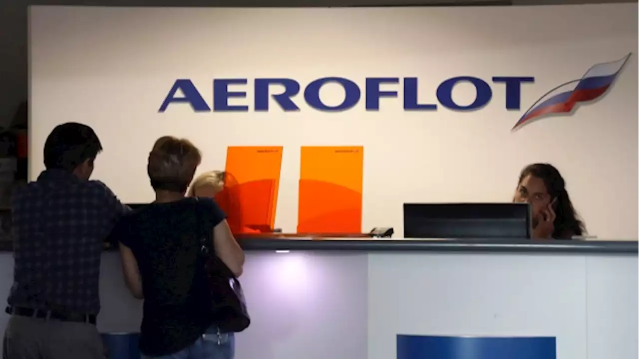 Canada keeps airspace open to Russian airliners