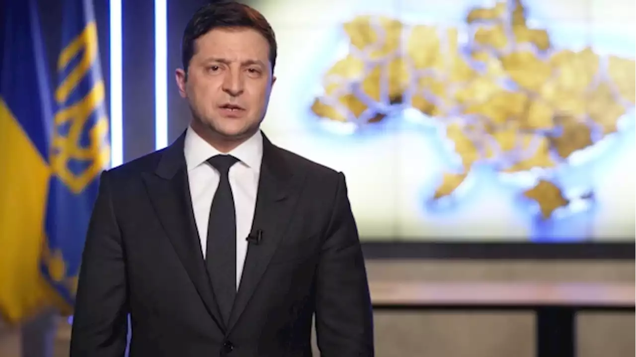 Zelensky refuses U.S. offer to evacuate, saying 'I need ammunition, not a ride'