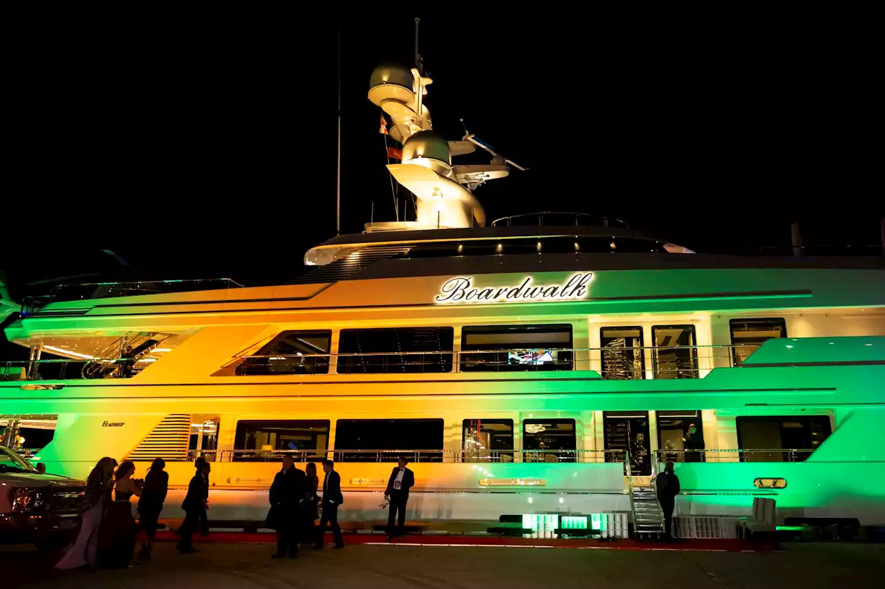 First look: Tilman Fertitta shows off new $150M mega-yacht during Mardi Gras party