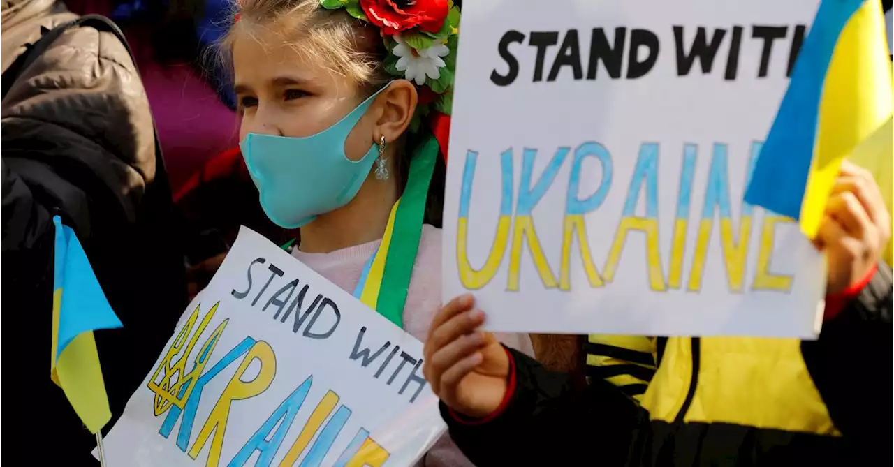 Waving Ukrainian flags, stop the war protesters rally around world