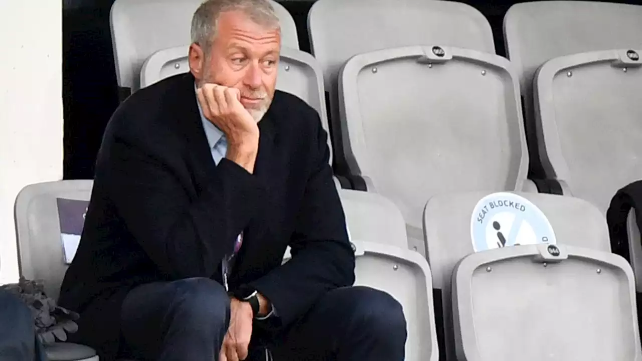 Abramovich relinquishes control of Chelsea, still owns club