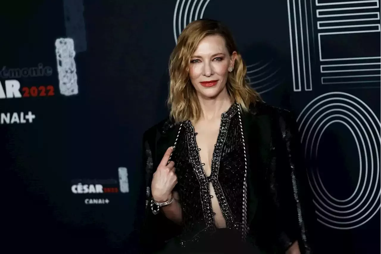 Léa Seydoux Wore Louis Vuitton To The César Awards 2022