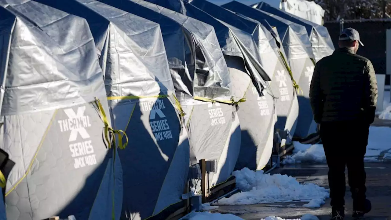 Colorado turns to ice-fishing tents to house homeless