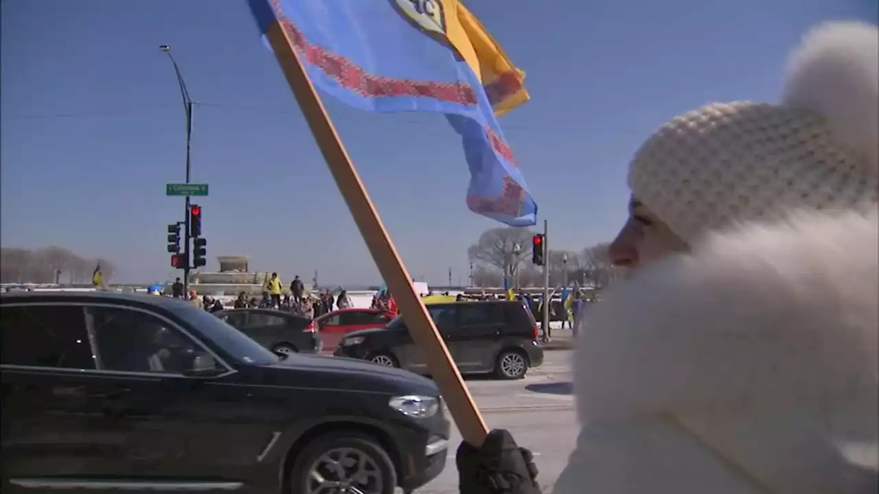 Chicago Ukraine protests: Truck caravan, archdiocese seek to show solidarity