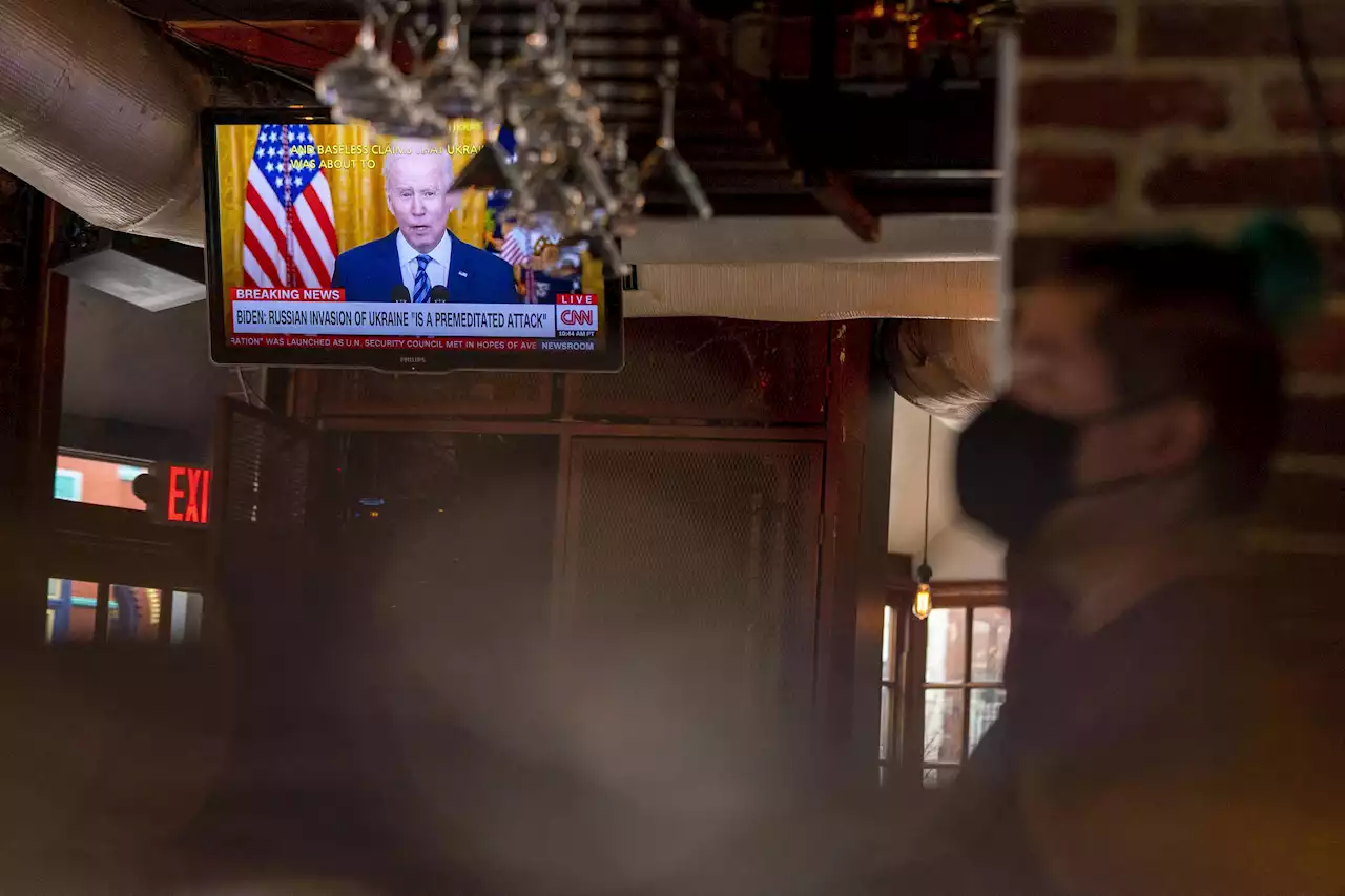 On cusp of Biden speech, a state of disunity, funk and peril