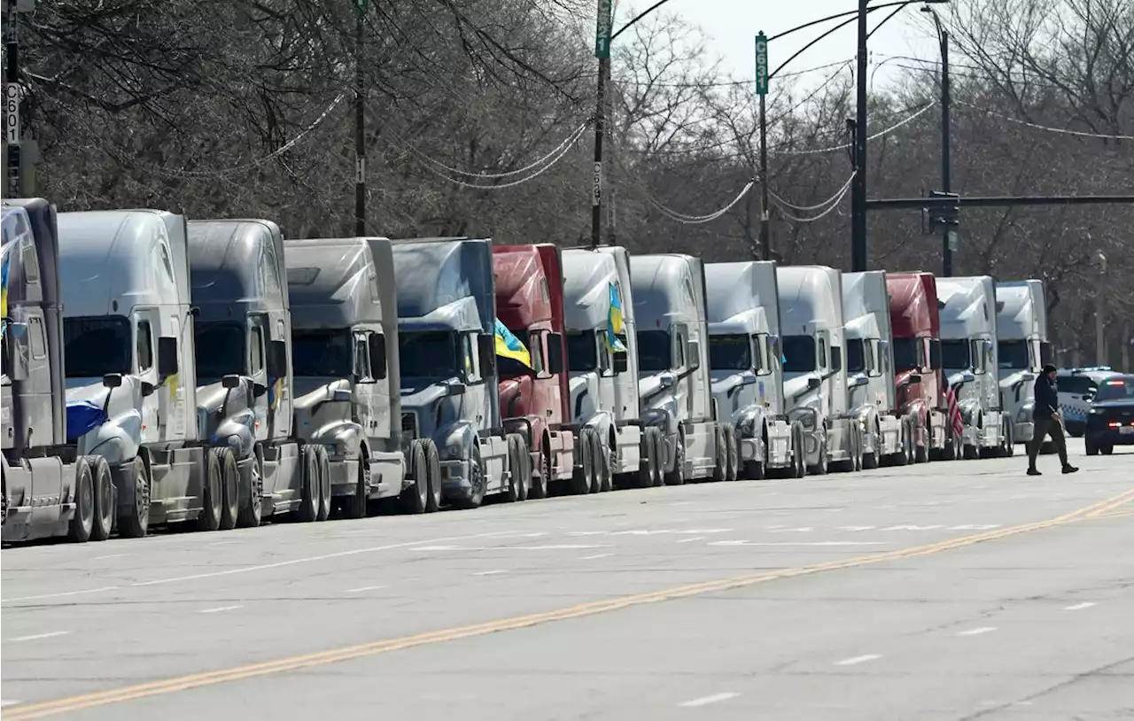 ‘Our families are dying,’ say demonstrators as truck convoy rolls to Buckingham Fountain to show support for Ukraine, call for peace