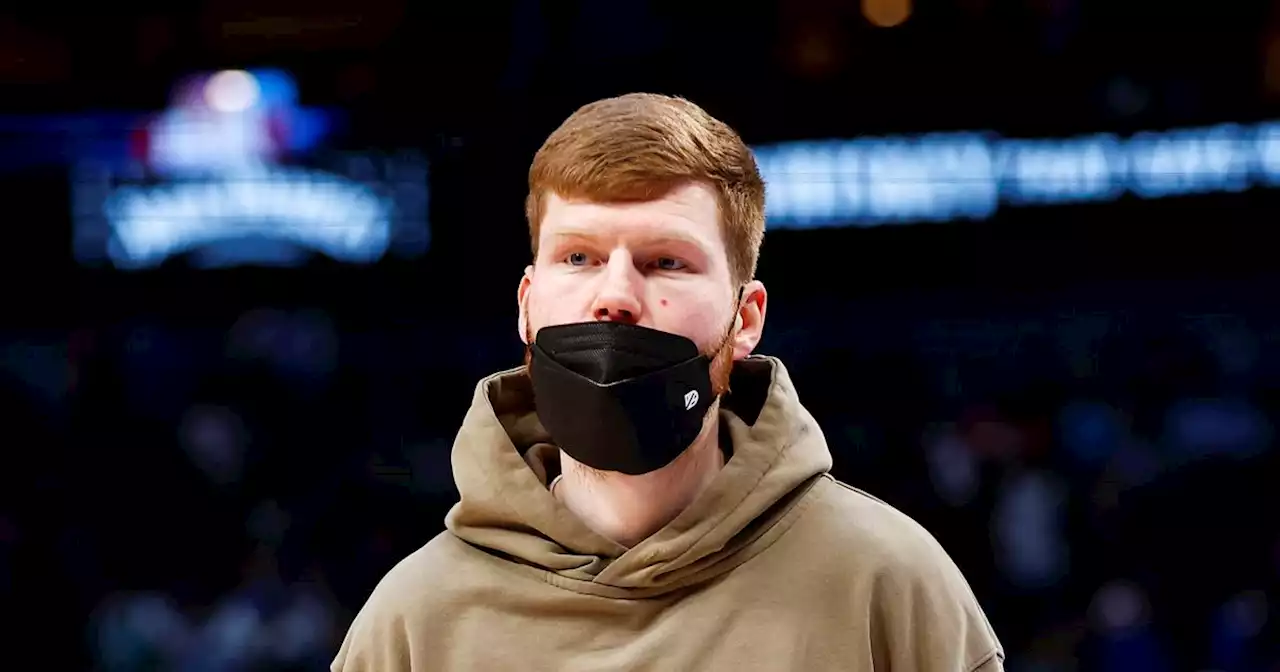 As Russia invades Ukraine, Mavs’ Davis Bertans fears for family, native Latvia’s safety and future