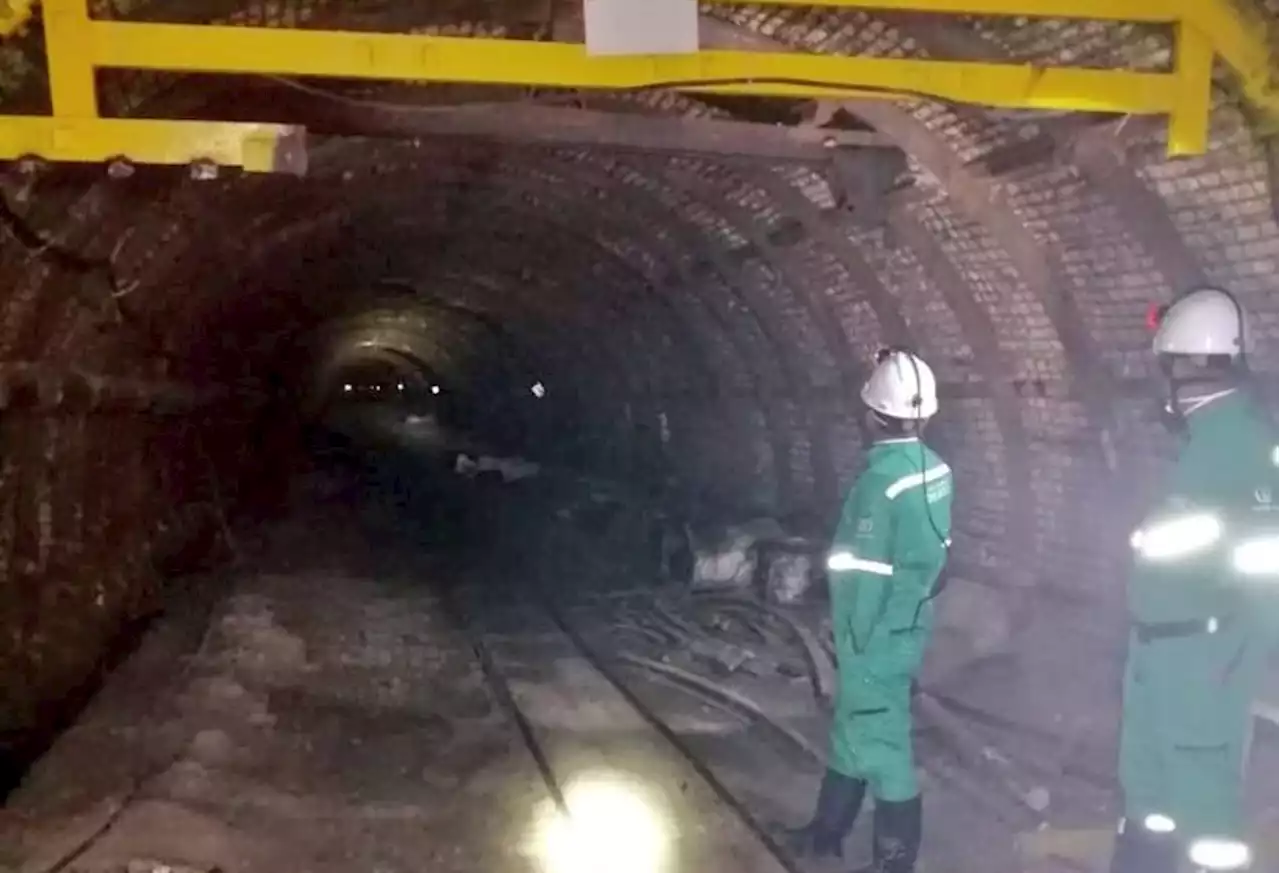 Rescatan sin vida 8 de los 15 mineros atrapados en 'La Chapa' de Boyacá