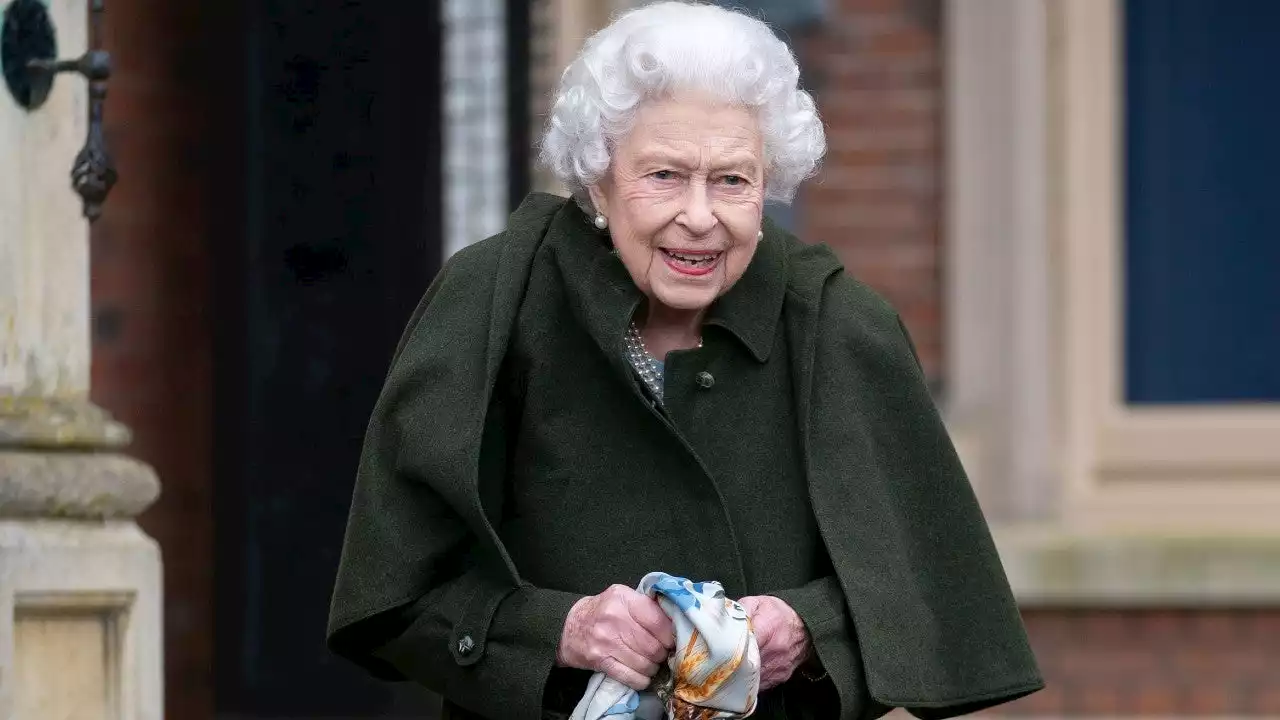 Queen Elizabeth Postpones Diplomatic Reception at Windsor Castle