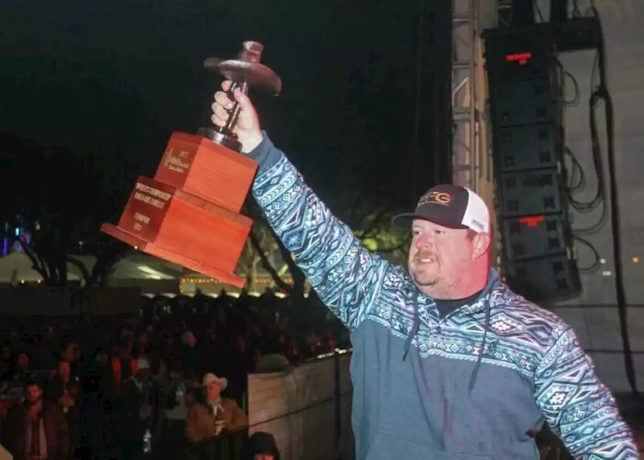 Who won the top awards at RodeoHouston’s barbecue cook-off?