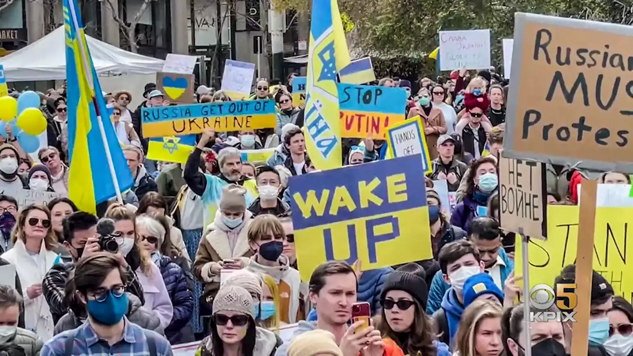 Hundreds in San Francisco Protest Russian Invasion of Ukraine