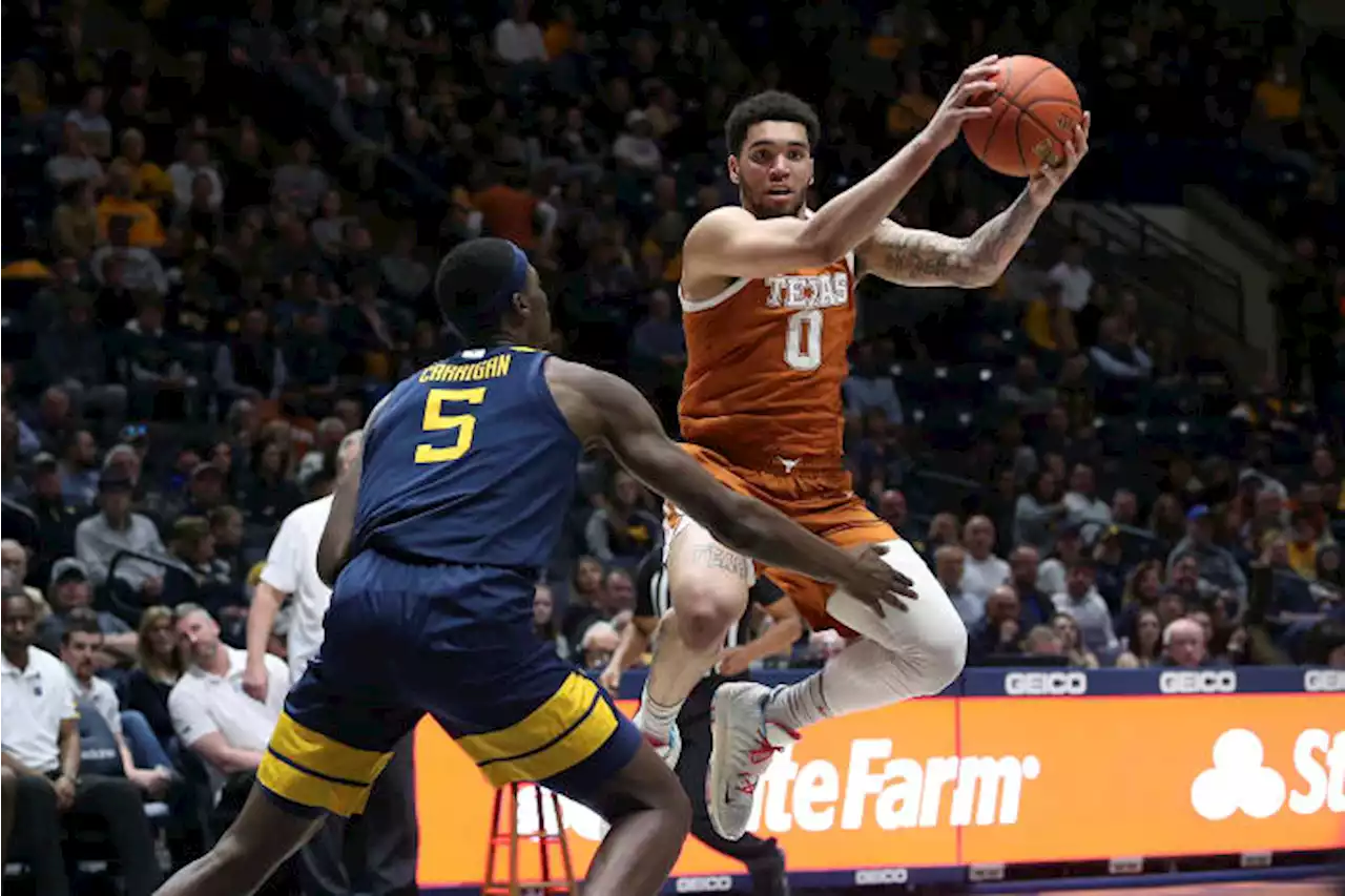 Allen scores 26, No. 20 Texas beats West Virginia 82-81