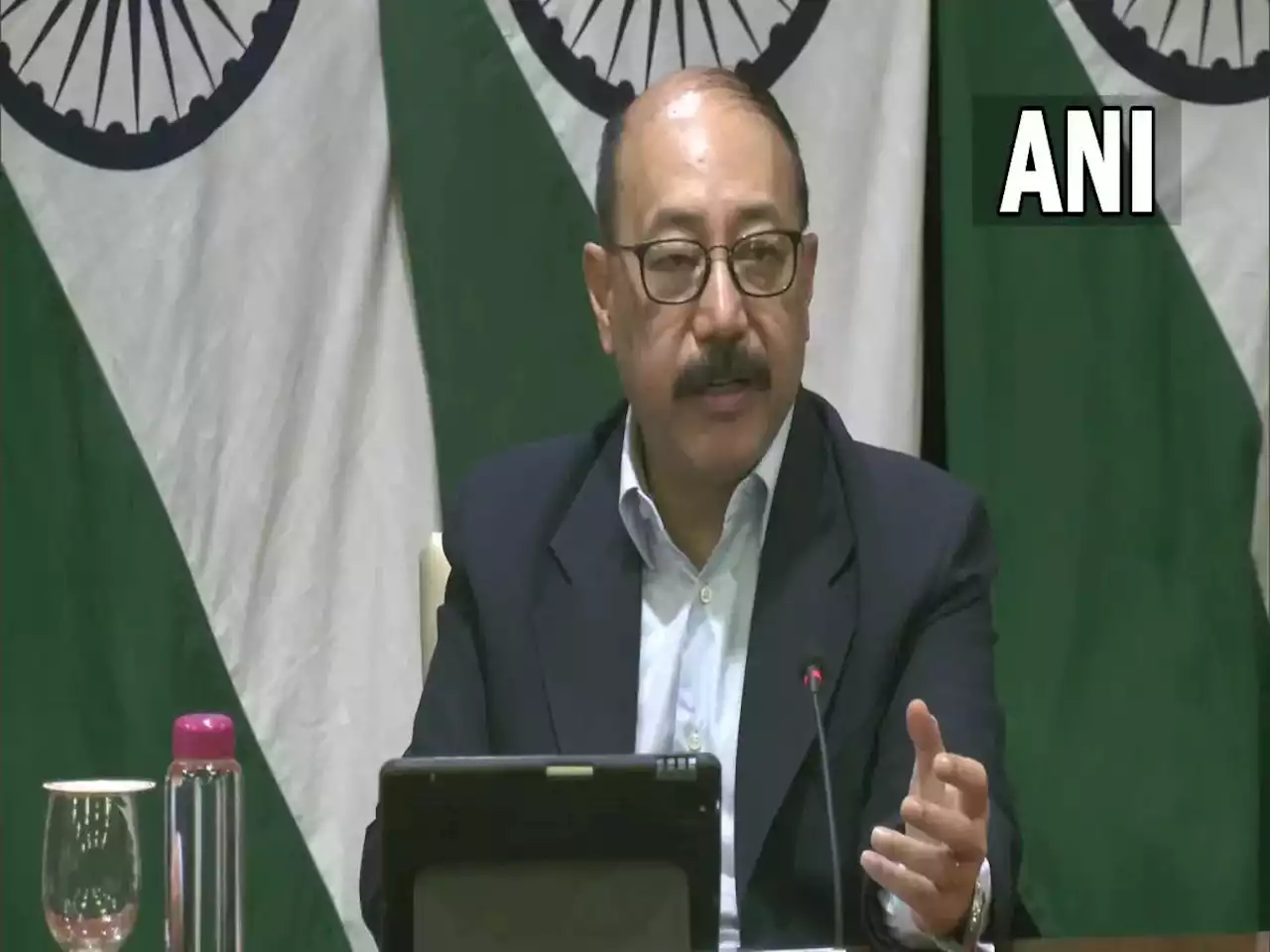 Breaking News In Hindi : विदेश सचिव ने बताया-कीव में नहीं बचा कोई भारतीय, सभी को सुरक्षित बाहर निकाला