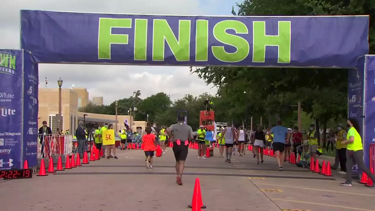 Thousands Run 5K, 10K Races in 44th Annual Cowtown