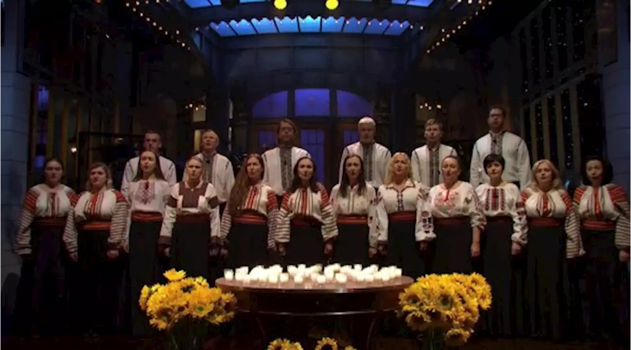 ‘SNL' Opens With Solemn Tribute to Ukraine, Host John Mulaney Enters Five-Timer's Club