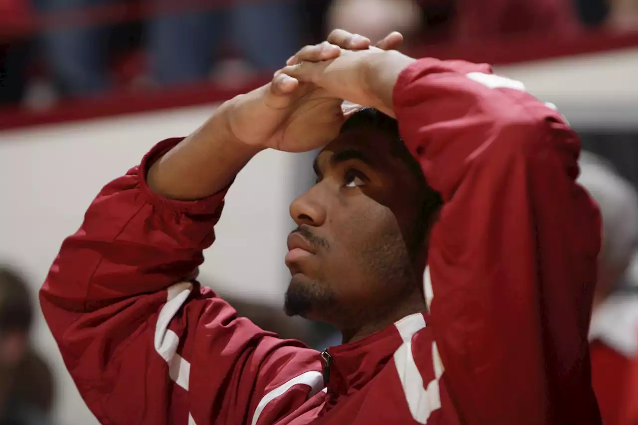 Former Indiana basketball player stuck in Ukraine amid Russian invasion: ‘I’m terrified’