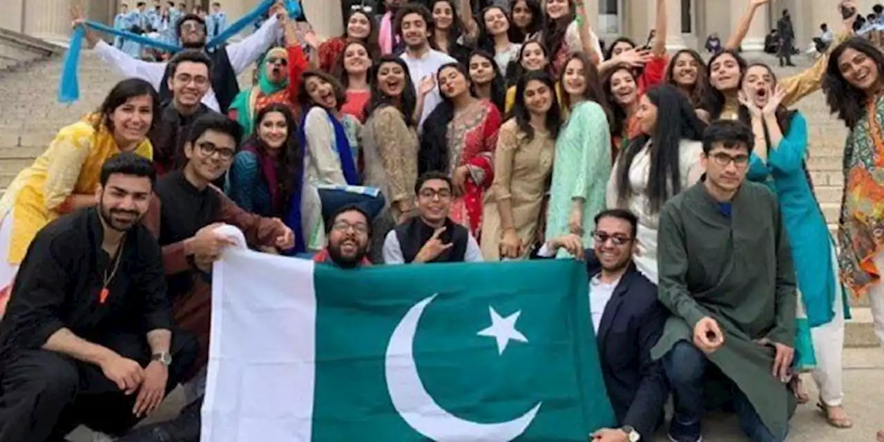 یوکرین میں پھنسے پاکستانی طلبا کو فوری طور پر ٹرنوپل شہر پہنچنے کی ہدایت