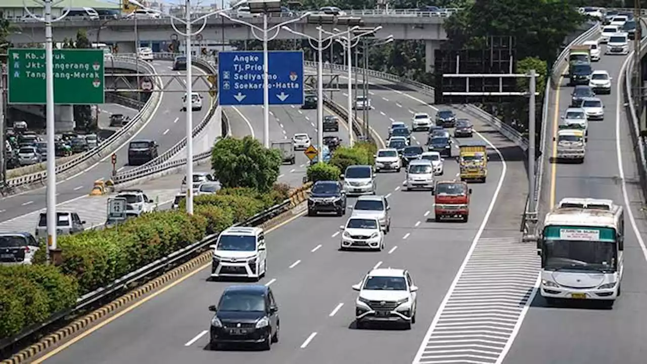 Tarif Tol Dalam Kota Resmi Naik Hari Ini