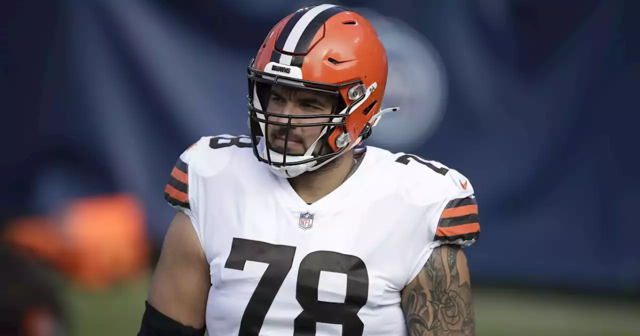 Browns restructure RT Jack Conklin's contract in mutually beneficial deal