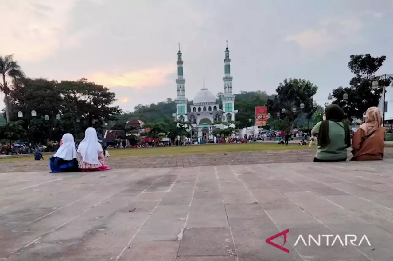 Penantian warga Cianjur selatan memiliki kabupaten sendiri